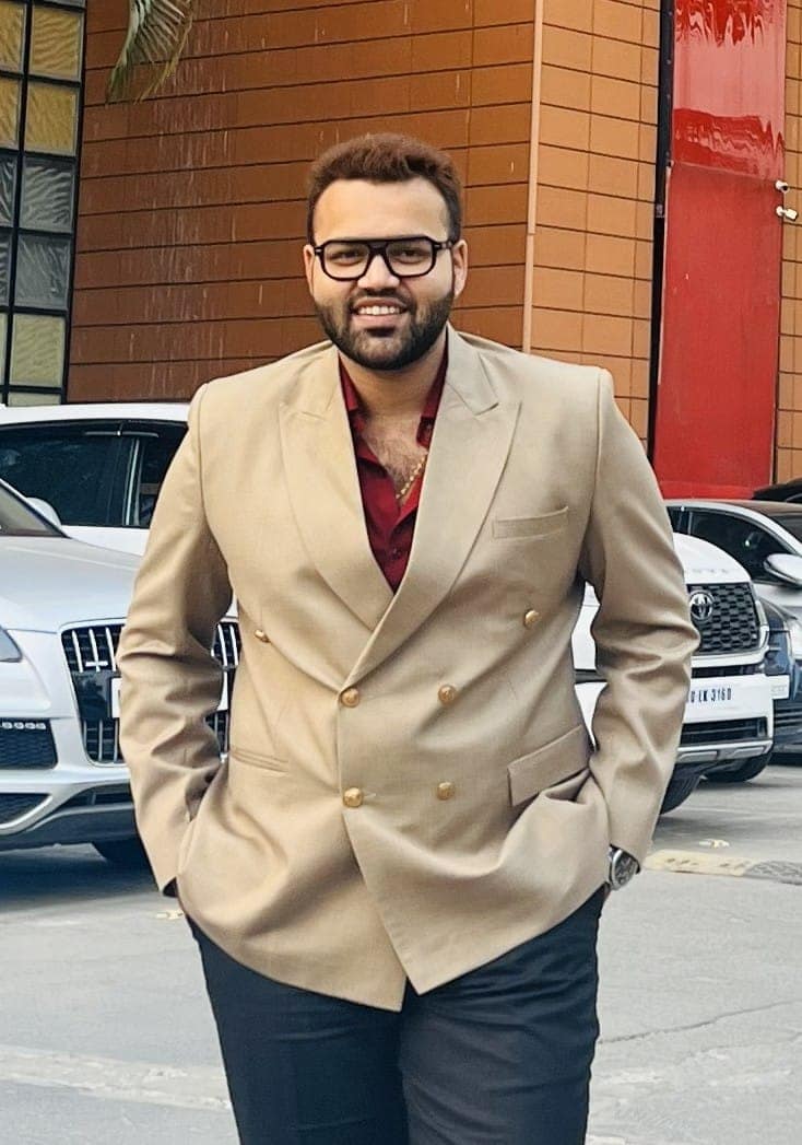 yash salve dhcrealty founder